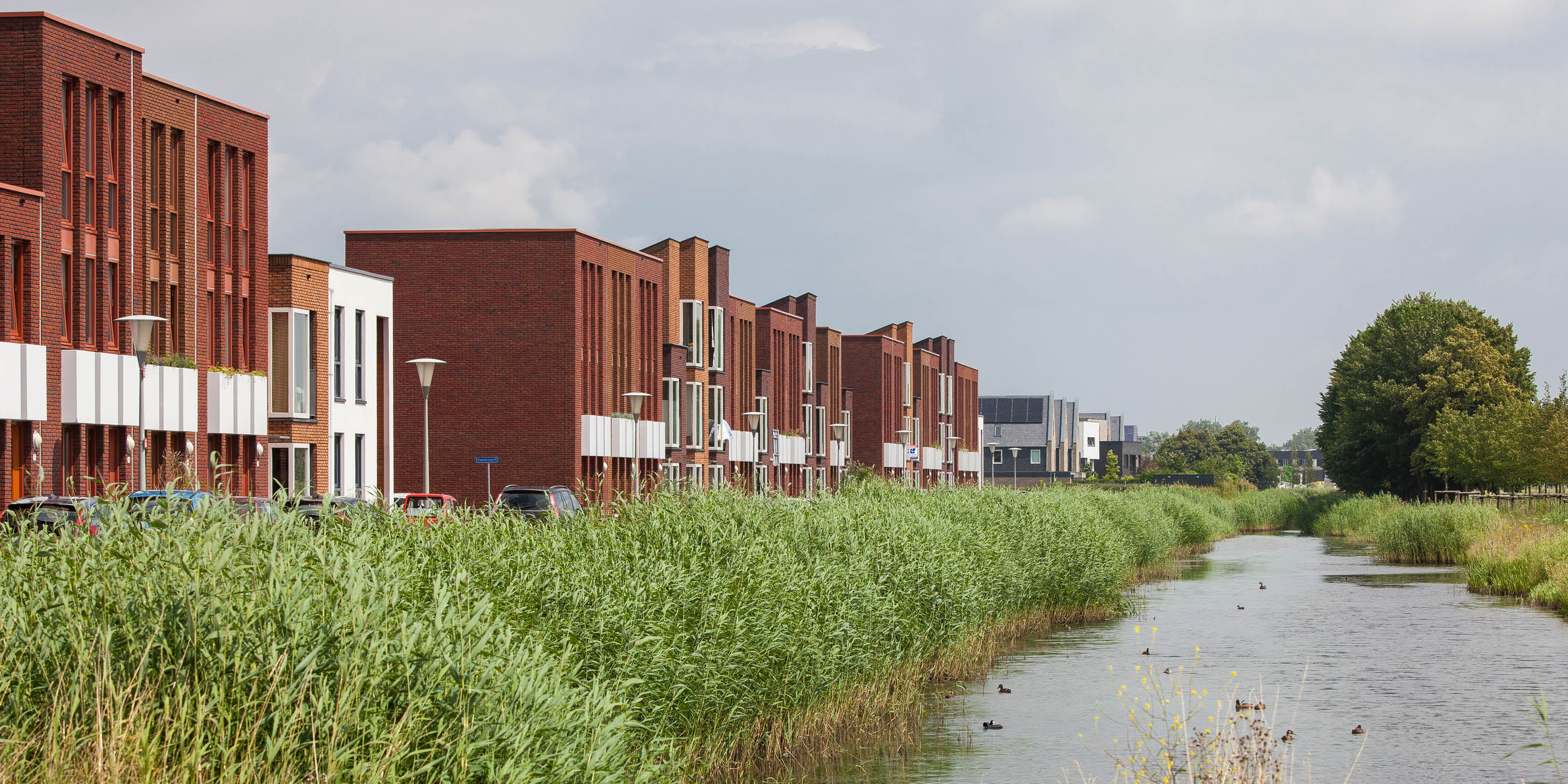 Buurt in beeld - De Waarden - Woningen aan het water